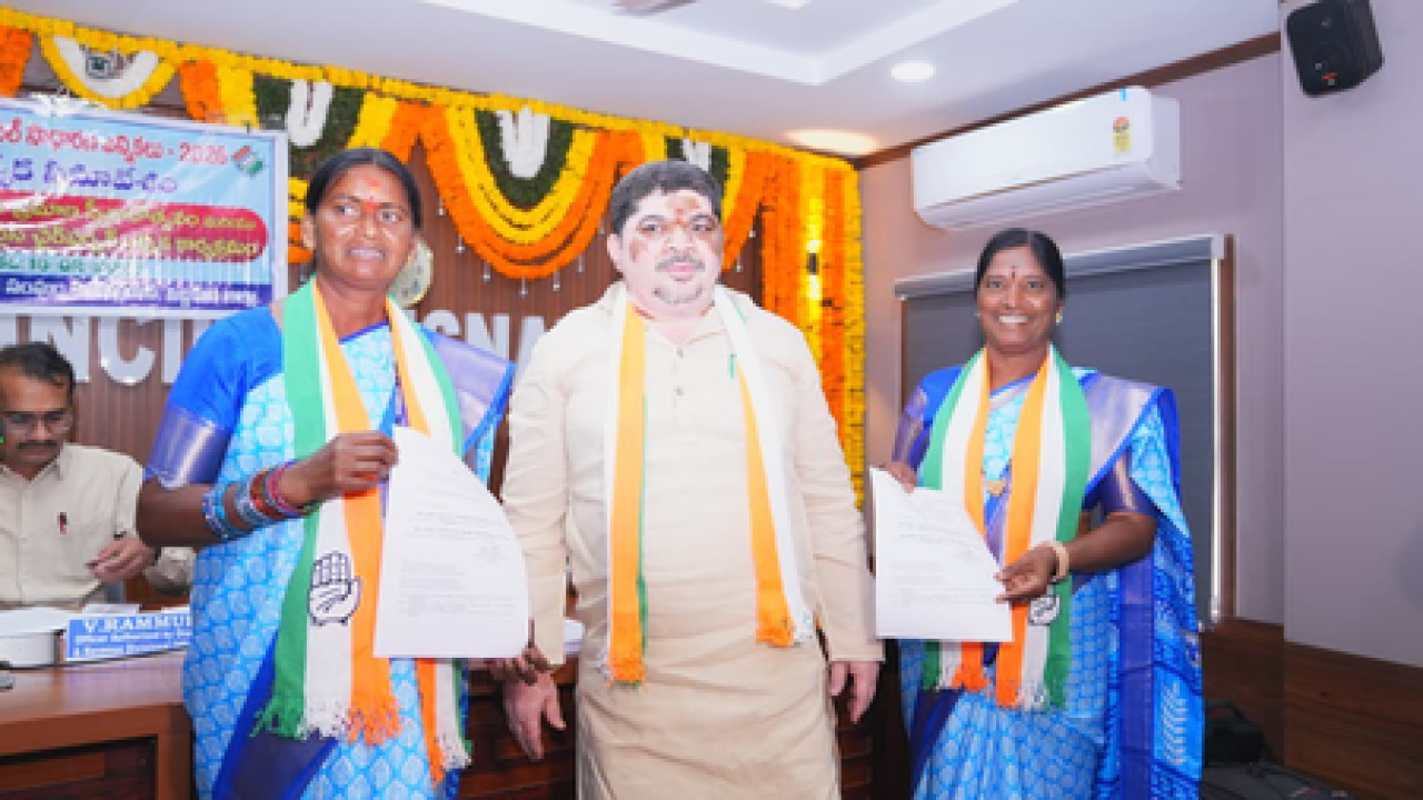 తెలంగాణ స్థానిక ఎన్నికల్లో కాంగ్రెస్ ఘన విజయం