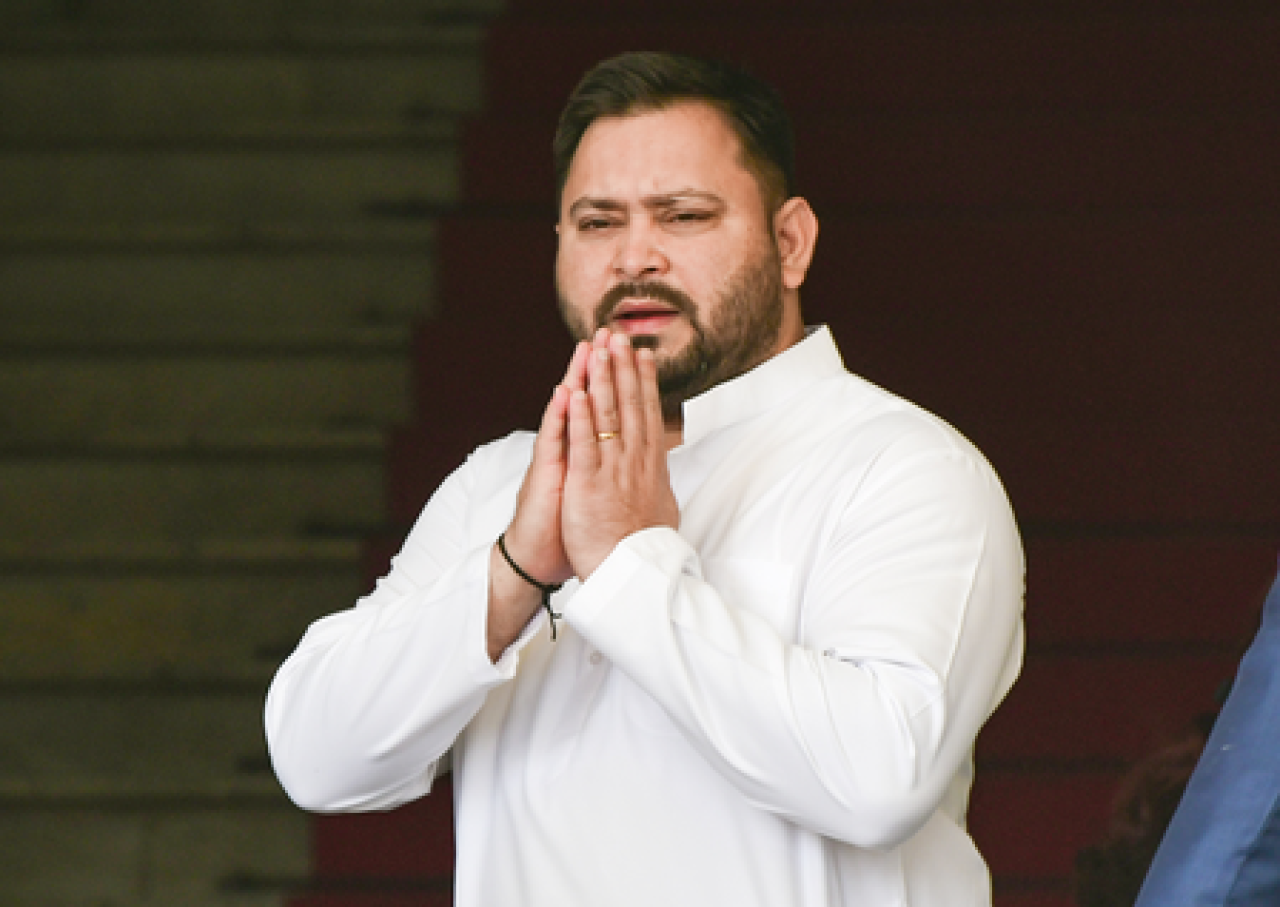 బిహార్లో మోదీ ప్రభుత్వంపై తేజస్వీ యాదవ్ విమర్శలు