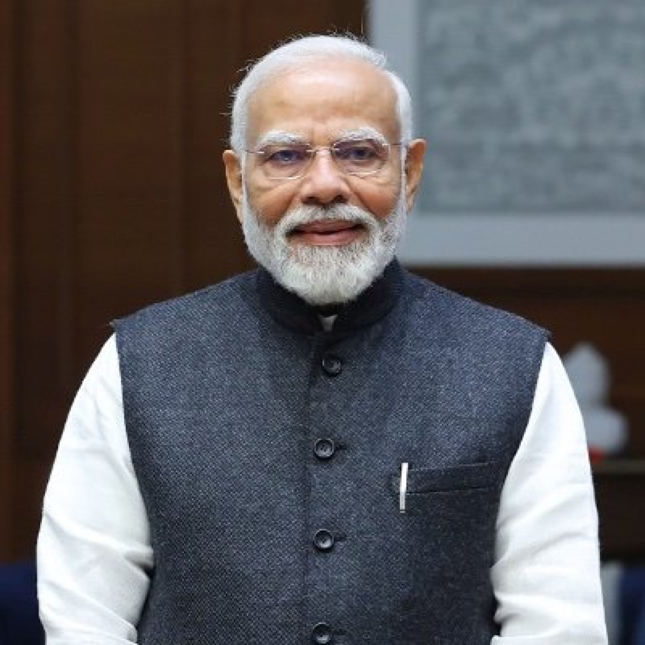 ఇరాన్ అధ్యక్షుడితో ప్రధాని మోదీ చర్చ, శాంతి కూటమి పై దృష్టి