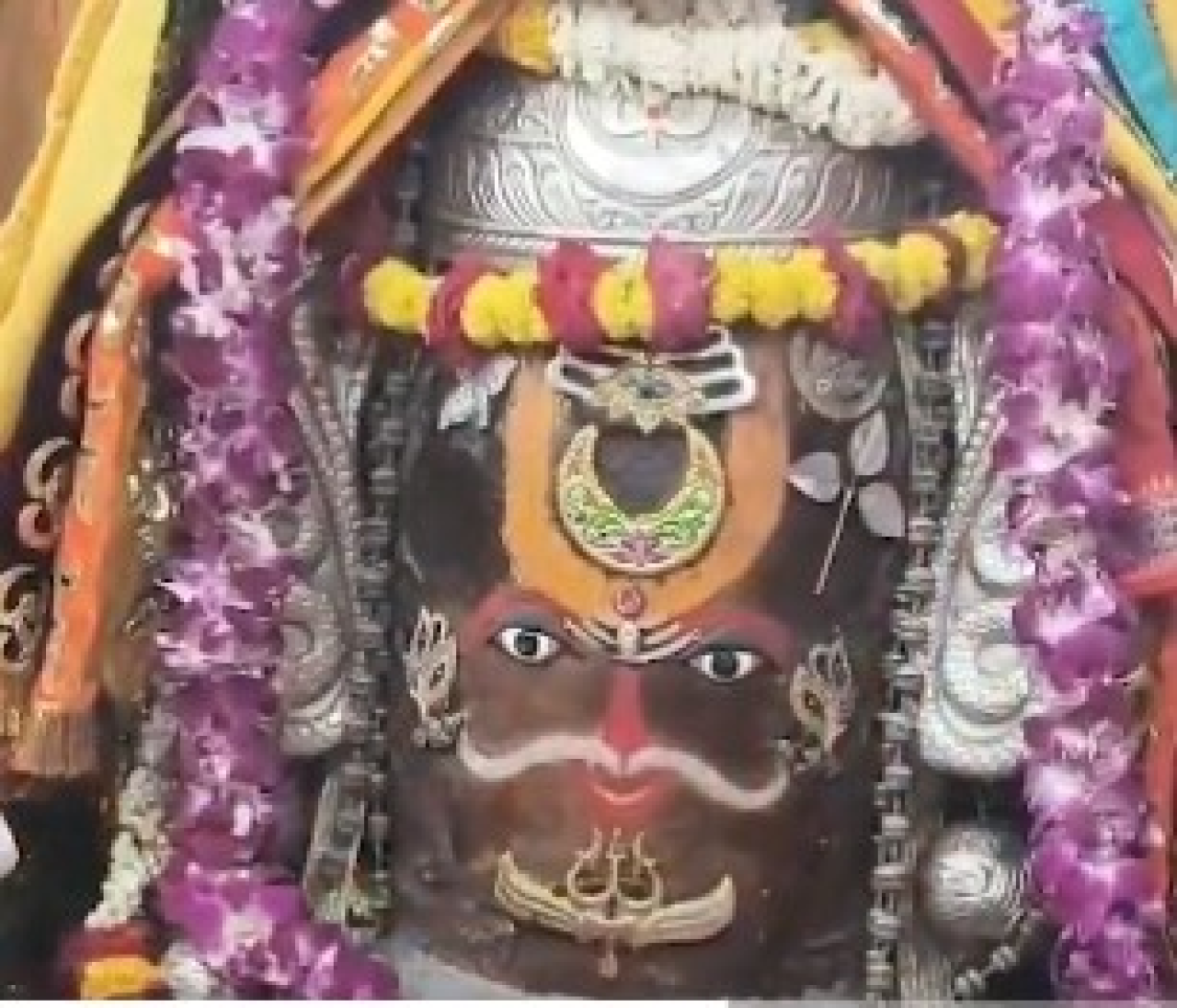 ఉజ్జయినలో మహాకాలేశ్వర ఆలయంలో భస్మ ఆర్తి ఘనంగా నిర్వహణ