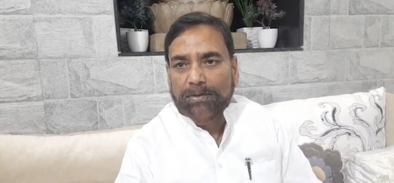కాంగ్రెస్లో రాజకీయ సంక్షోభం: రాజీవ్ రంజన్ ప్రసాద్ వ్యాఖ్యలు