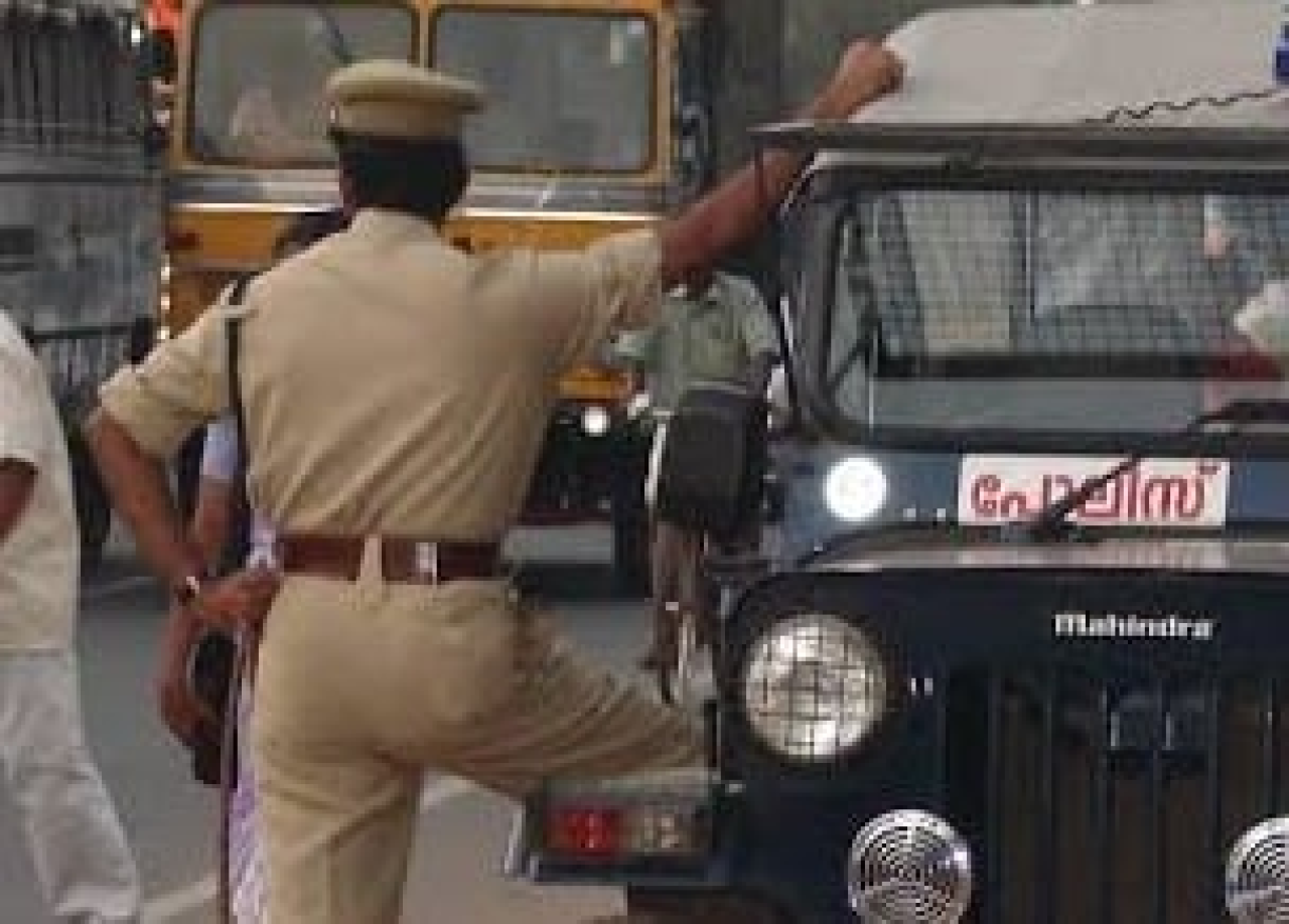 కేరళలో ఎన్నికల సంఘం సర్క్యులర్‌పై వివాదం పెరుగుతోంది