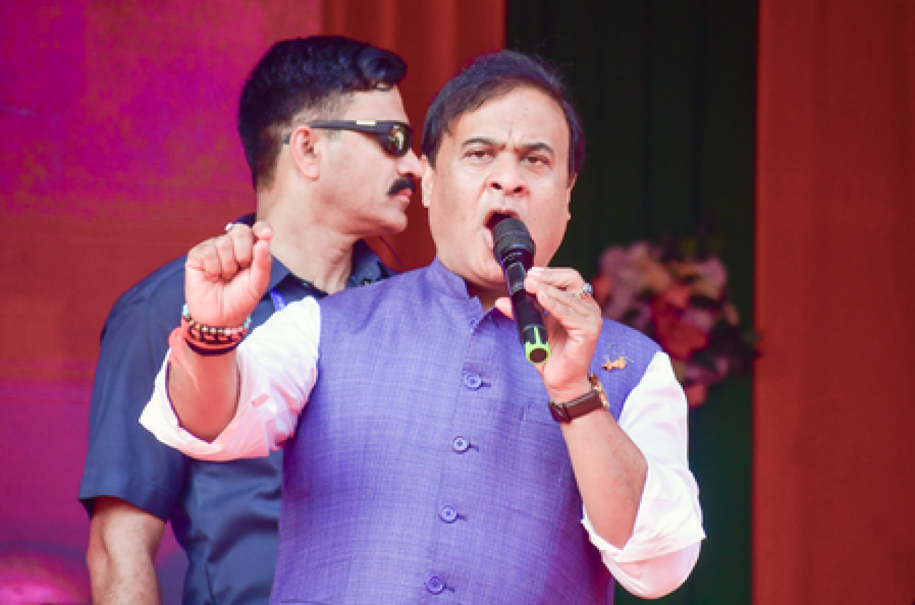 జుబీన్ గర్గ మరణంపై సీఎం శర్మ విమర్శలు