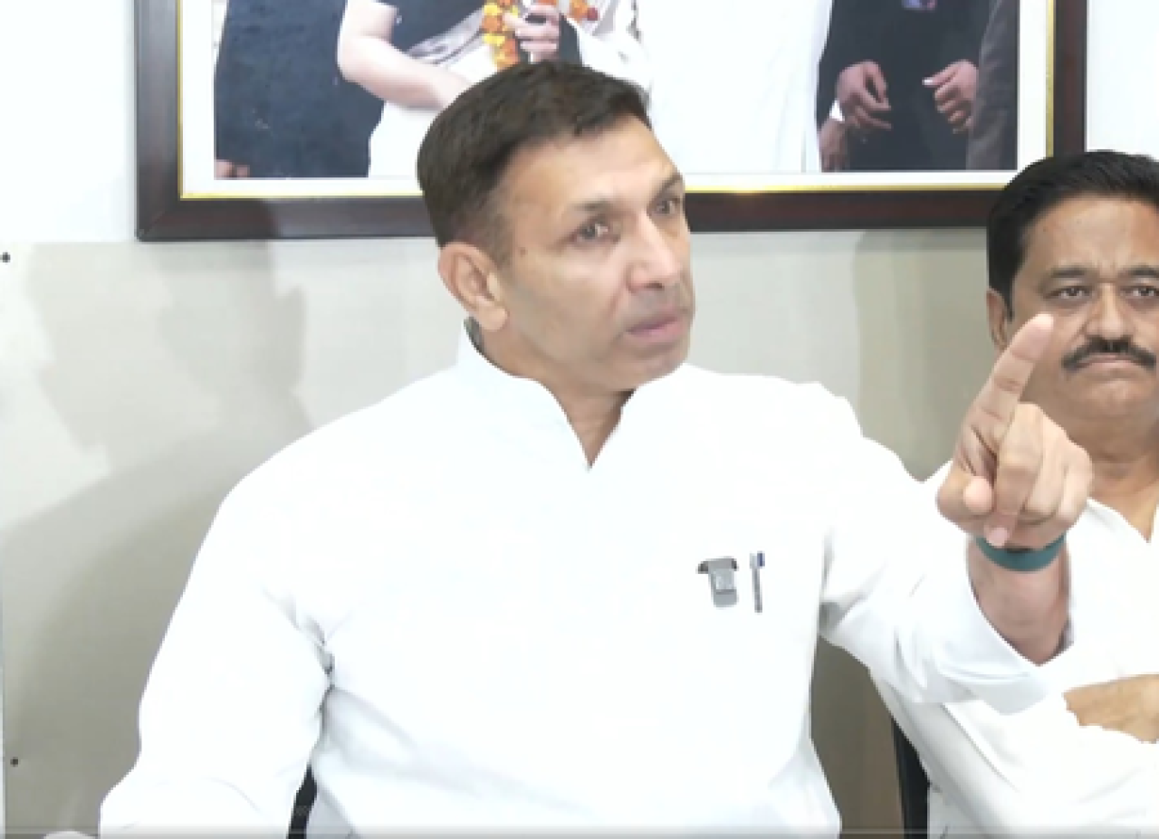 దేశంలో మాంద్యం ప్రభావం, ట్రేడ్ డీల్ పై విమర్శలు: జీతు పట్వారీ