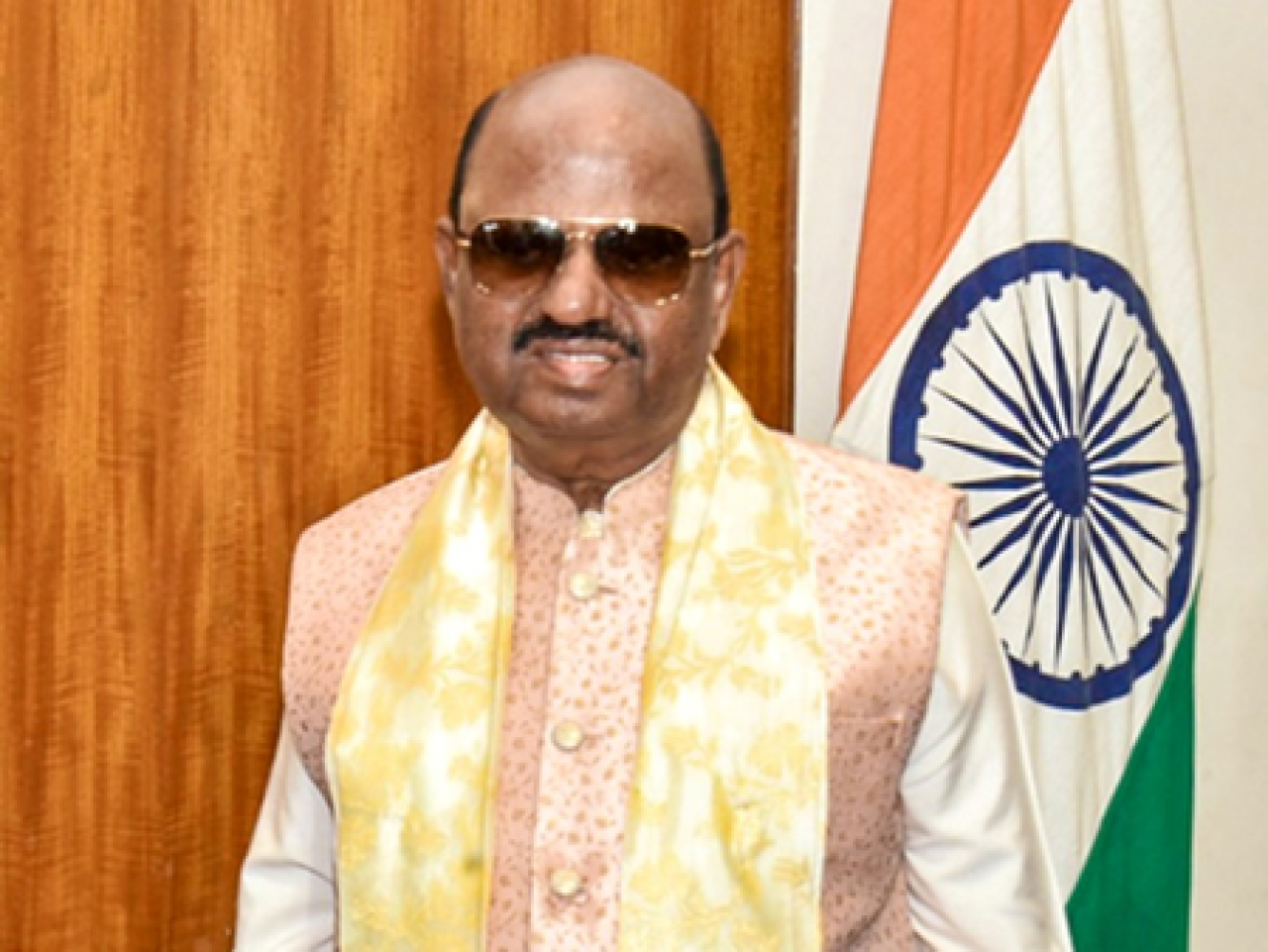 పశ్చిమ బెంగాల్ గవర్నర్ ఆనంద్ బోస్ రాజీనామా, కేరళకు వెళ్ళనున్నాడు