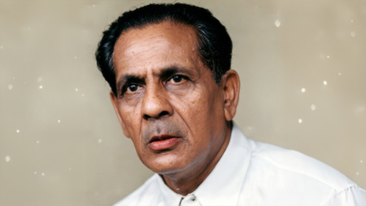 ఫిరాక్ గోరఖ్‌పురి: భగవద్గీత ప్రేరణతో ‘నగమ్-ఎ-హకీకత్’ పై శాయరి