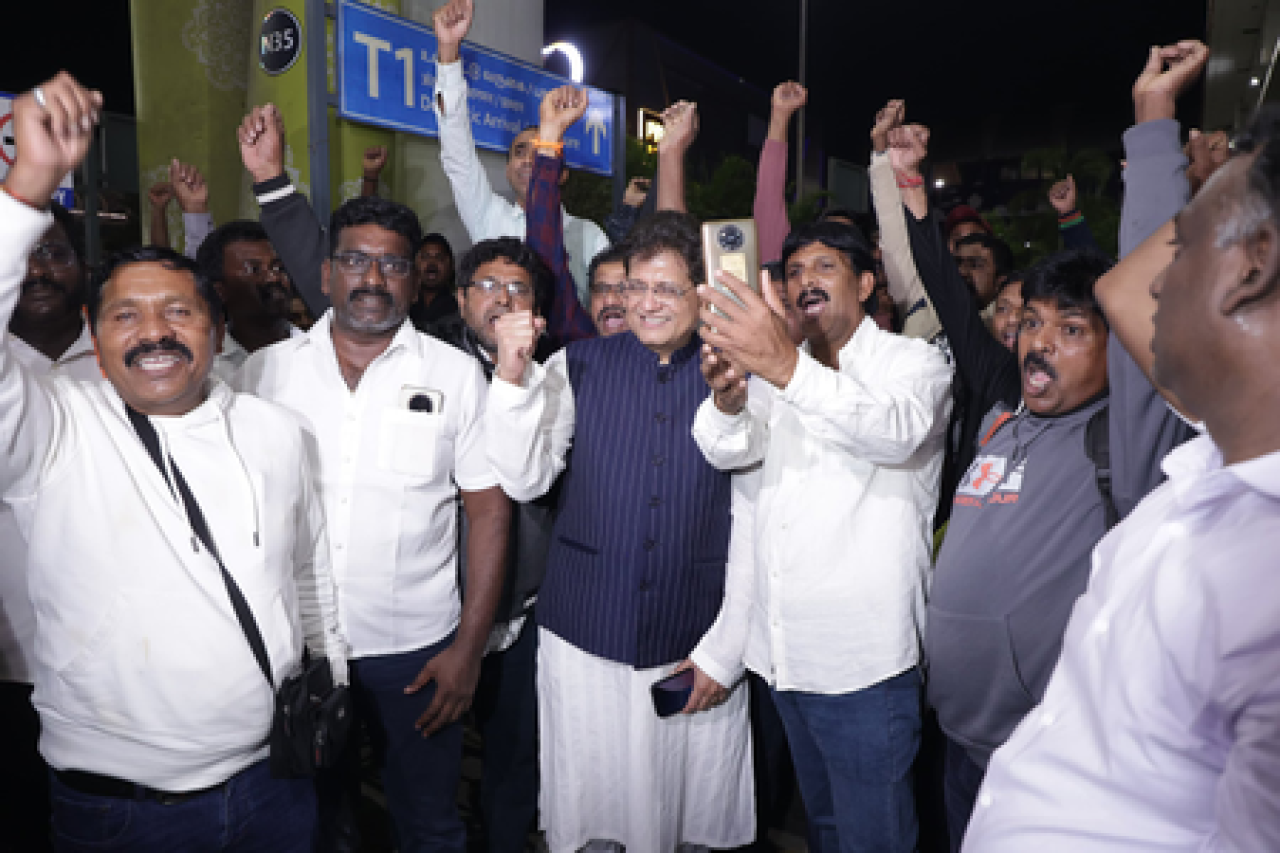 ఇరాన్‌లోని మత్స్యకారుల సురక్షిత రాకపై గుజరాత్ డిప్యూటీ సీఎం హర్ష్ సంగవి ఆనందం వ్యక్తం చేశారు