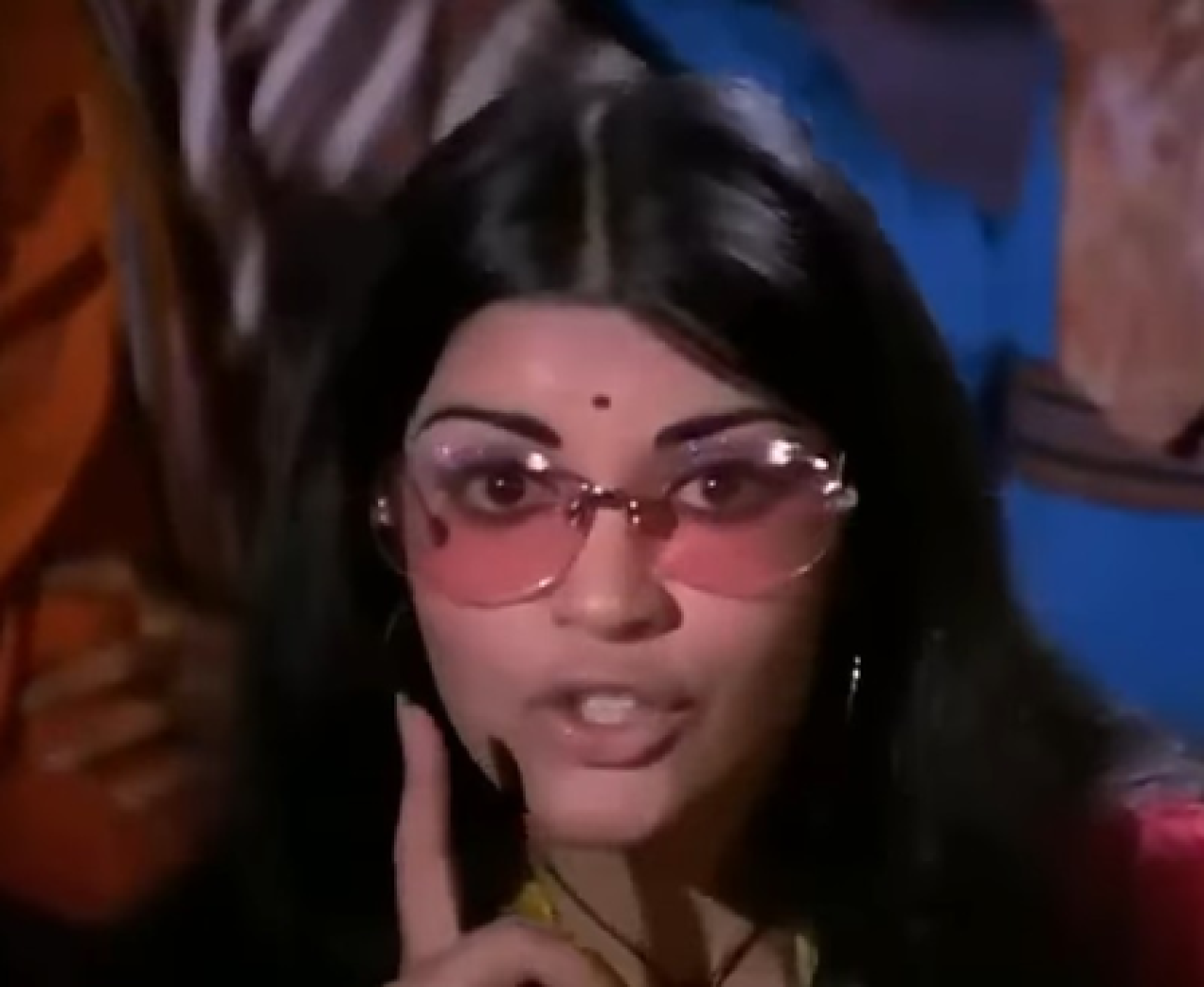 జీనత అమాన్ ‘దమ్ మారో దమ్’ గానానికి సంబంధించిన ఆసక్తికరమైన కథలు పంచుకున్నారు