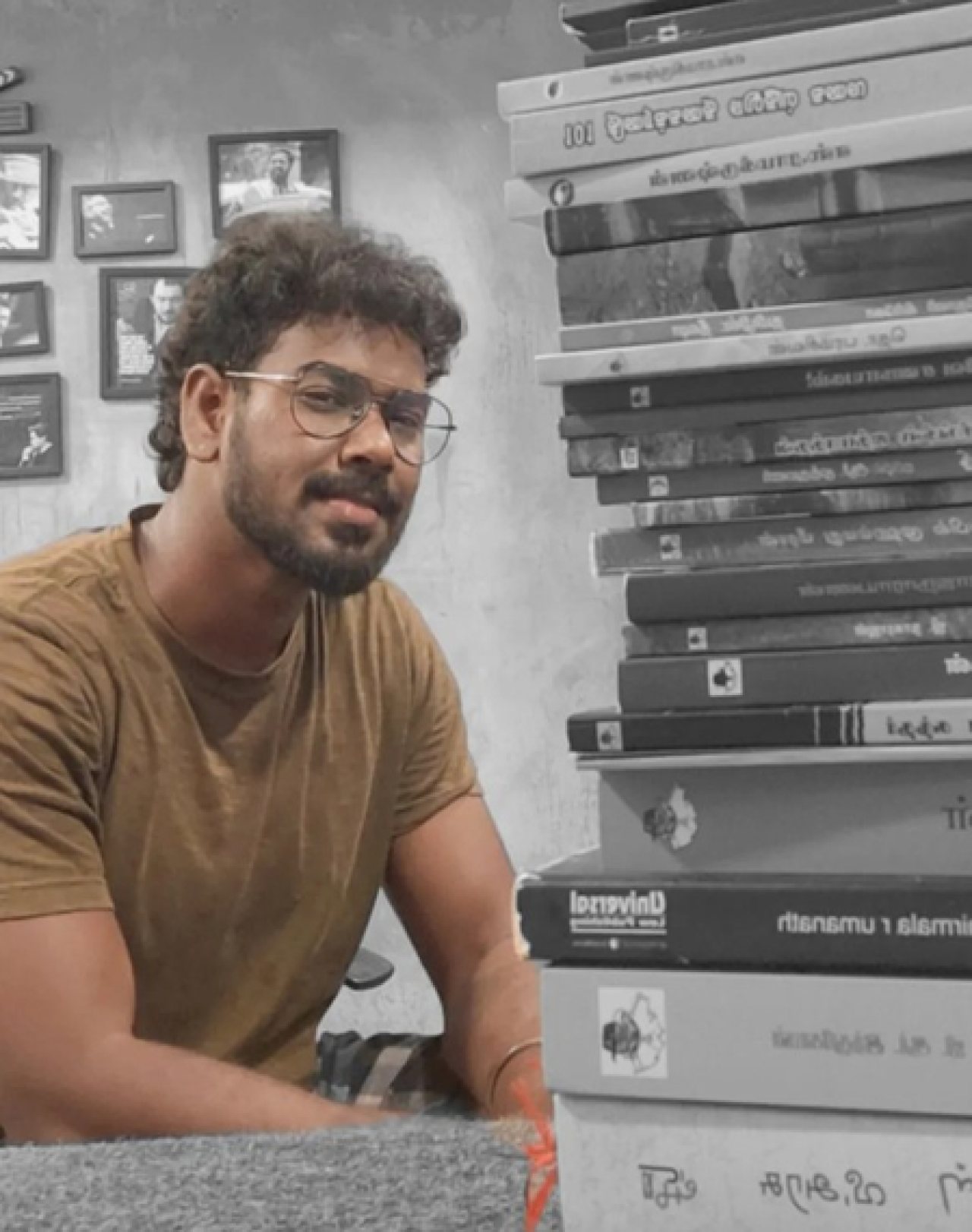 ధనుష్ యొక్క తదుపరి చిత్రానికి దర్శకత్వం వహించనున్న రమేష్ నందన్