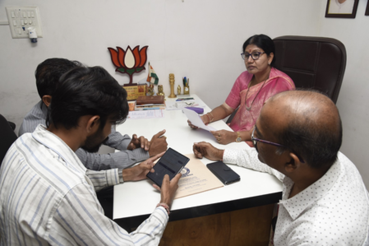 గుజరాత్లో 2027 జనగణన కోసం 23 లక్షల మంది స్వ-గణనలో పాల్గొన్నారు