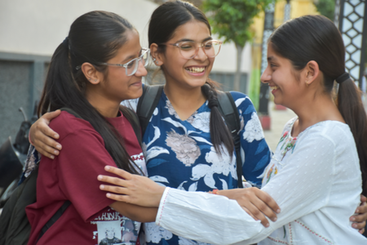 పాలఘర్ జిల్లాలో మహారాష్ట్ర HSC బోర్డు పరీక్షలో అద్భుత ఫలితాలు