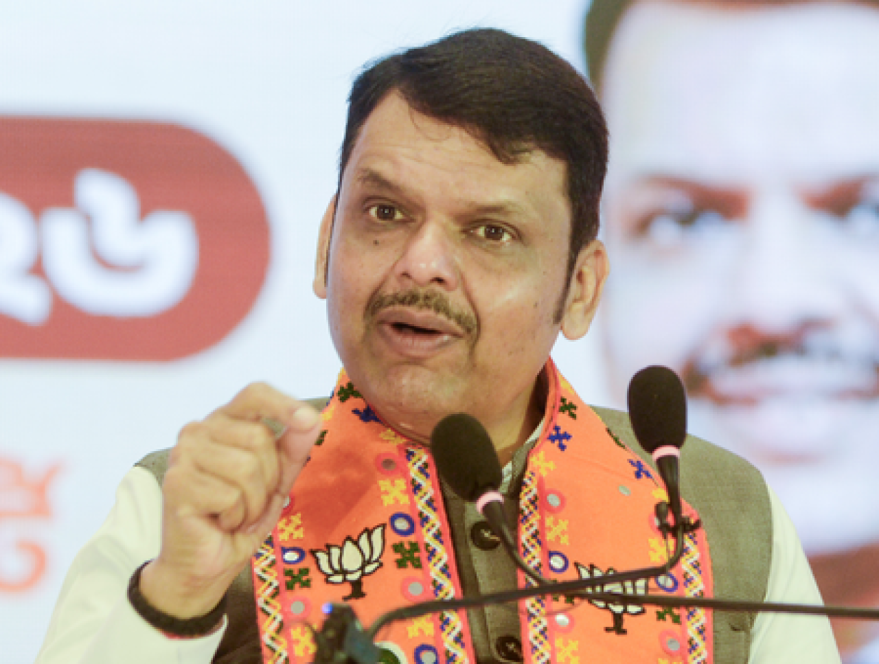 రాహుల్ గాంధీ భారత రాజకీయాల్లో రిజెక్టెడ్ మాల్: సీఎం ఫడ్నవీస్