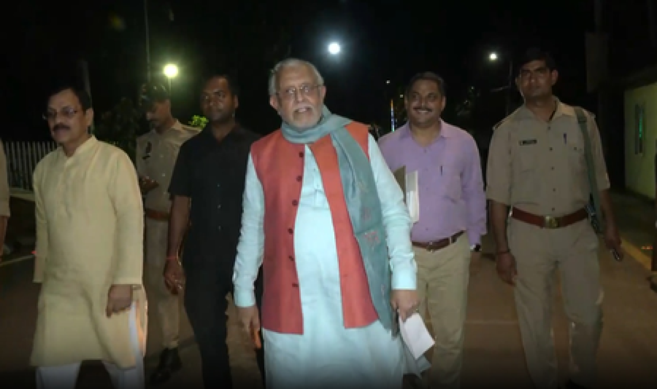 లక్నోలో సురేశ్ ఖన్నా పాదయాత్ర: ఇంధనాన్ని ఆదా చేయడం మన బాధ్యత