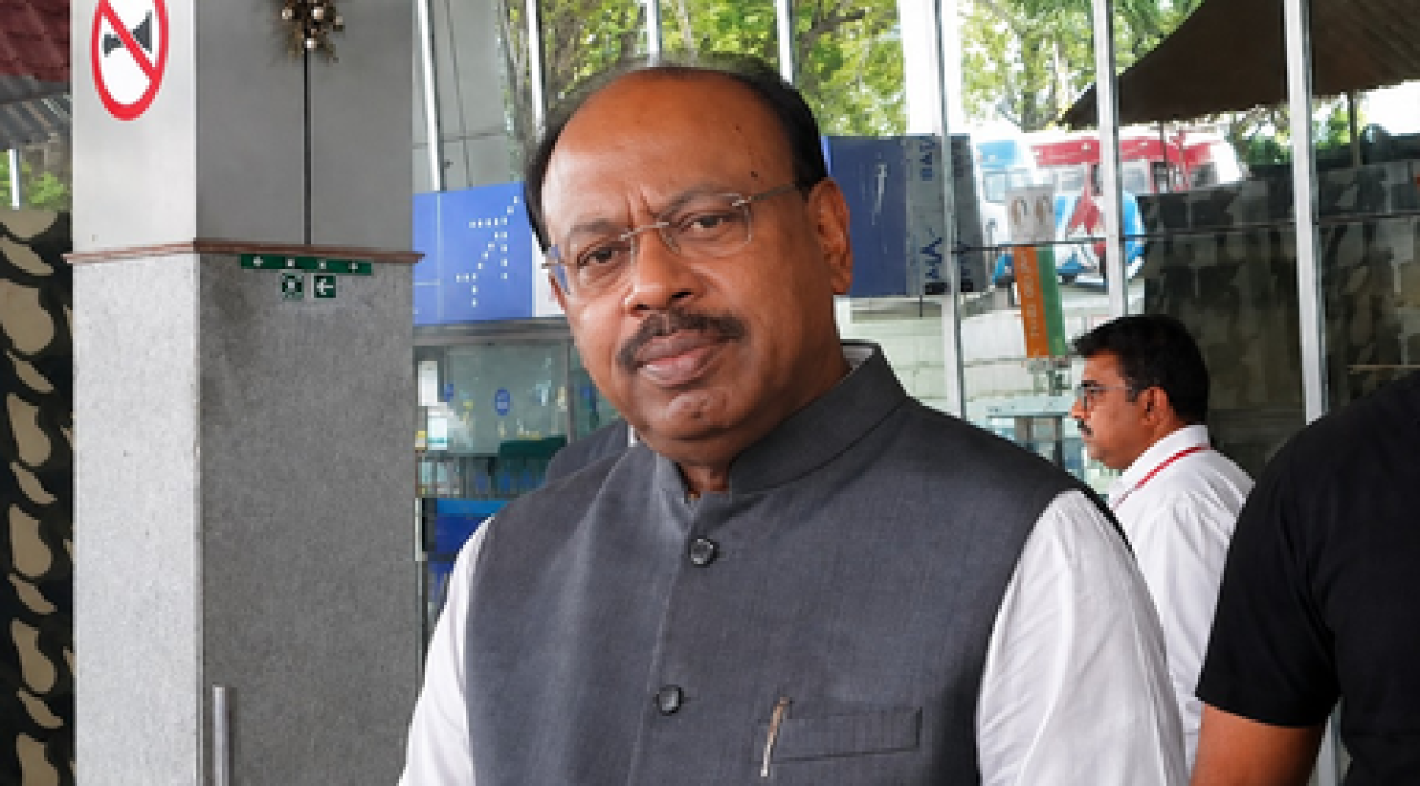 ఉద్ధవ్ ఠాక్రే, మీ పార్టీ గురించి ఆలోచించండి: చంద్రశేఖర్ బావన్కులే