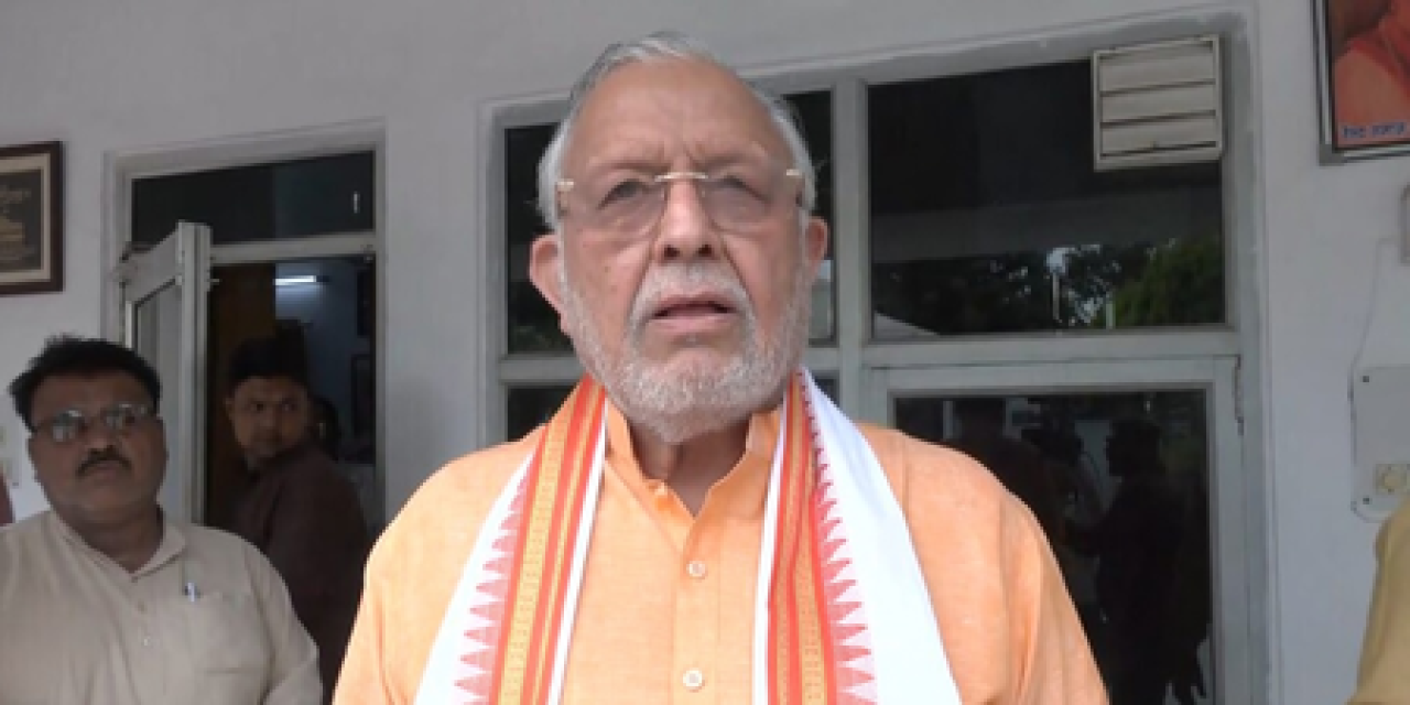 కాంగ్రెస్ ఎప్పుడూ వ్యక్తిగత స్వార్థాల కోసం రాజ్యాంగాన్ని ఉల్లంఘించింది: సురేష్ ఖన్నా