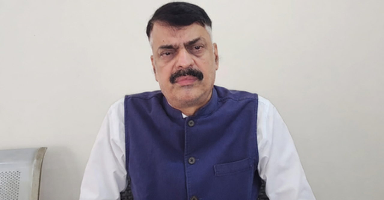కేంద్ర ప్రభుత్వానికి వ్యతిరేకంగా మమతా బెనర్జీపై బీజేపీ దాడి: రాజేష్ ఠాకూర్ వ్యాఖ్యలు