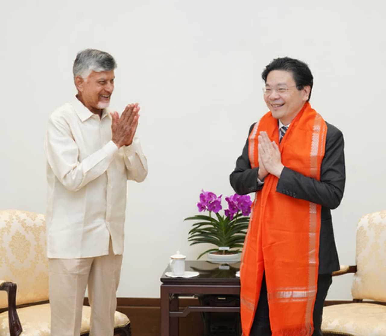 చంద్రబాబునాయుడు సింగపూర్ ప్రధాని తో సమావేశం, భాగస్వామ్య అవకాశాలపై చర్చ