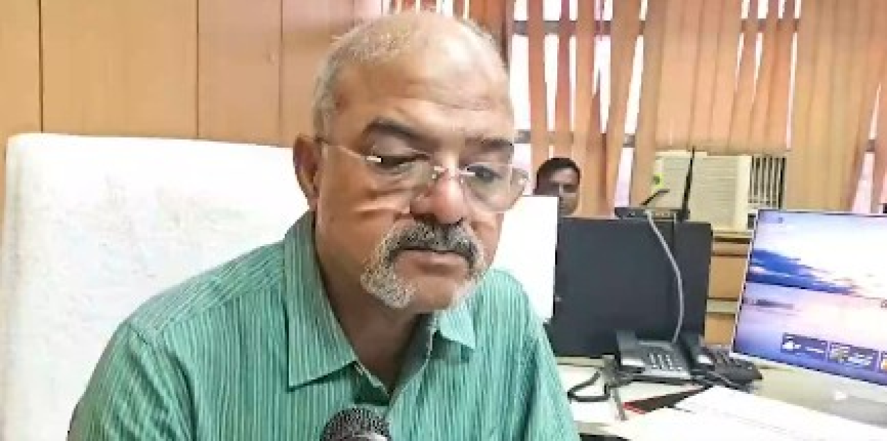 ఢిల్లీ: ఇళ్లలో పొగ గుర్తించే పరికరాలు మరియు స్ప్రింక్లర్లను తప్పనిసరి చేయాలనే ప్రతిపాదన