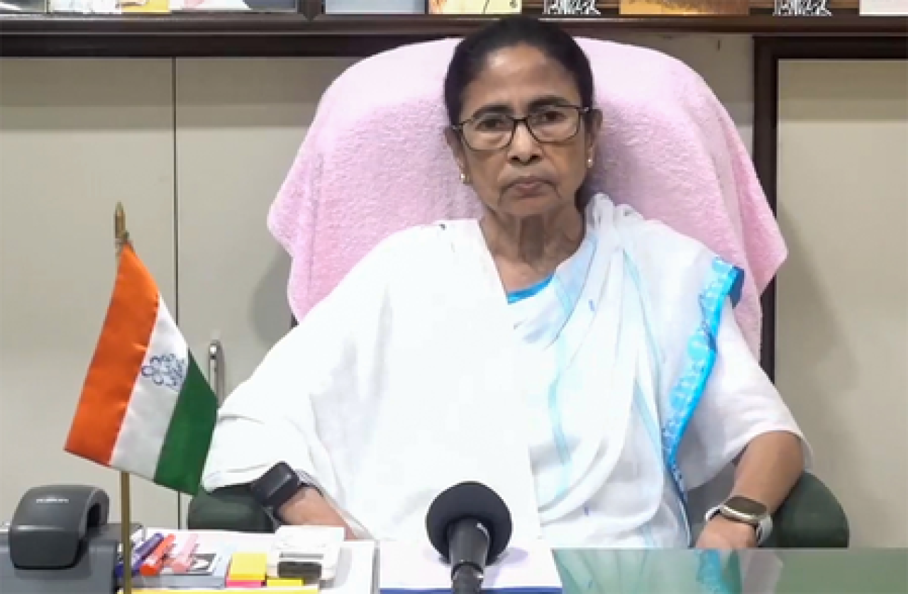 సోనియా మరియు మమతా మళ్లీ కలుసుకున్నాయి, ప్రతిపక్ష ఐక్యతపై చర్చలు వేగంగా సాగుతున్నాయి