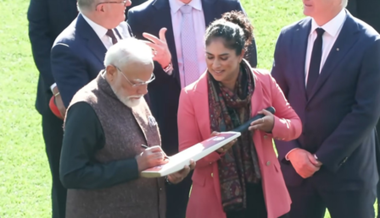 पीएम मोदी मेलबर्न क्रिकेट ग्राउंड पहुंचे, भारत-ऑस्ट्रेलिया स्पोर्ट्स कोलेबरेशन रोडमैप किया लॉन्च