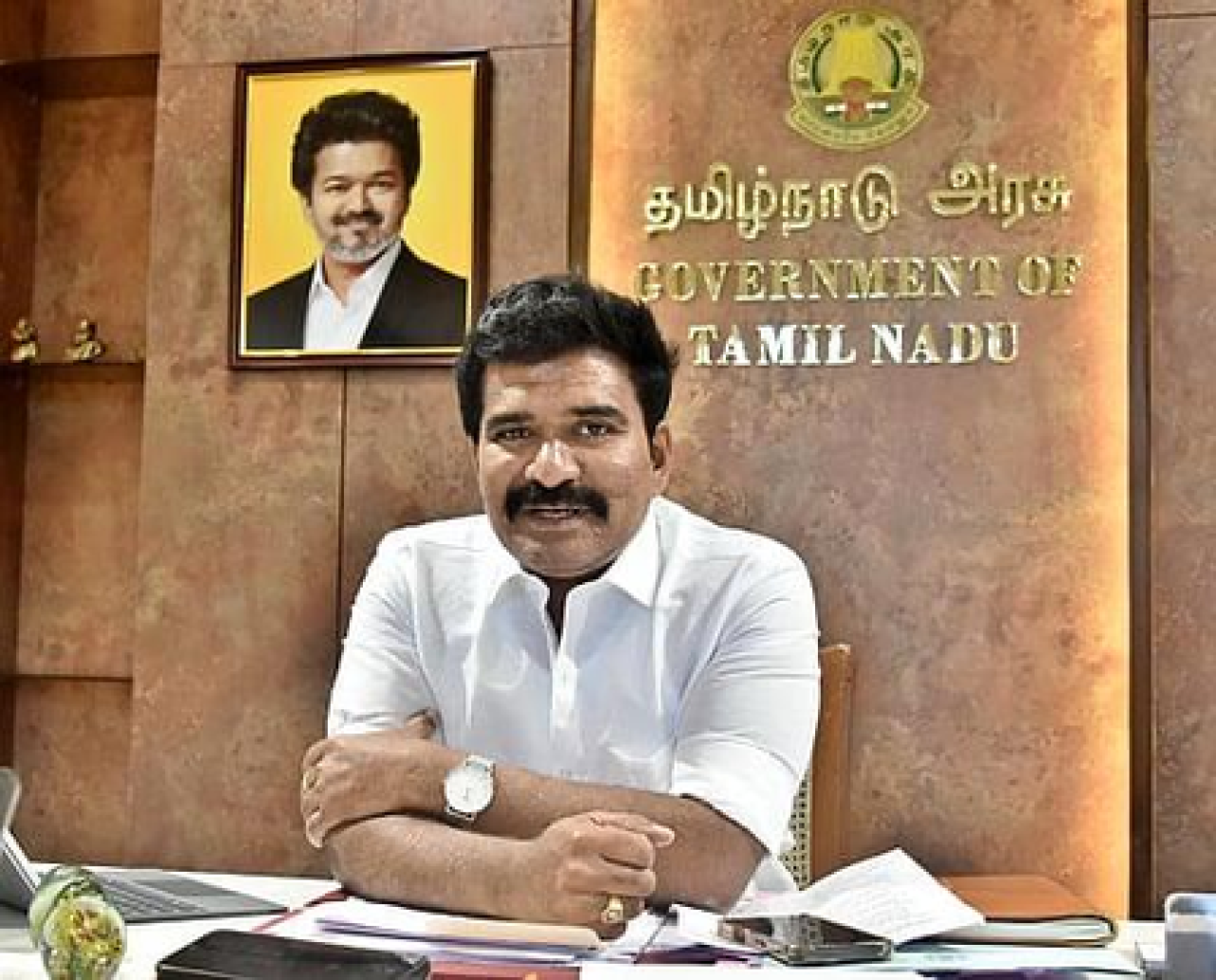తమిళనాడులో రాజకీయ శక్తి తగ్గుతున్నదని మంత్రి నిర్మల్ కుమార్ అభిప్రాయించారు