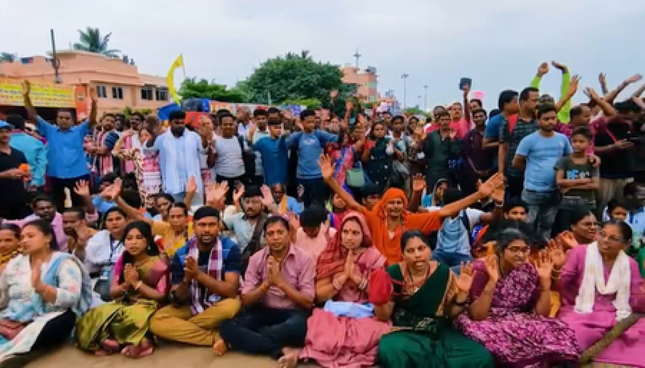 పూరీ రథయాత్ర: భక్తుల సందోహంతో గుంజిన ‘జయ జగన్నాథ్’ గోష్ఠి