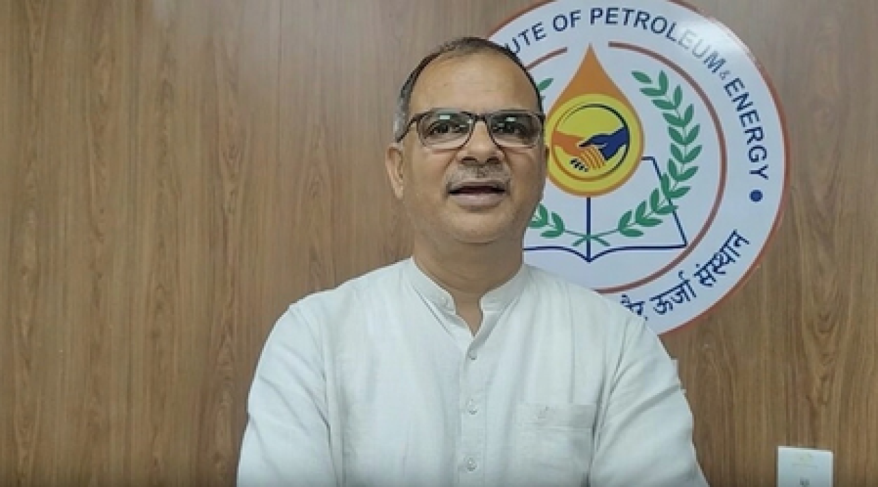 పెట్రోల్‌లో ఎథనాల్ మిశ్రమం: కచ్చా నూనెలపై ఆధారితత తగ్గించడానికి శాలివాహన్ శ్రీవాస్తవ్ సూచనలు