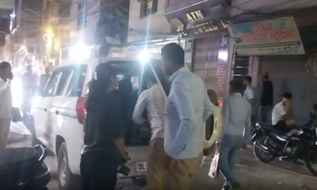 బదర్‌పూర్‌లో 17 సంవత్సరాల యువకుడి చాకుతో హత్య, ప్రేమ సంబంధం కారణంగా దాడి