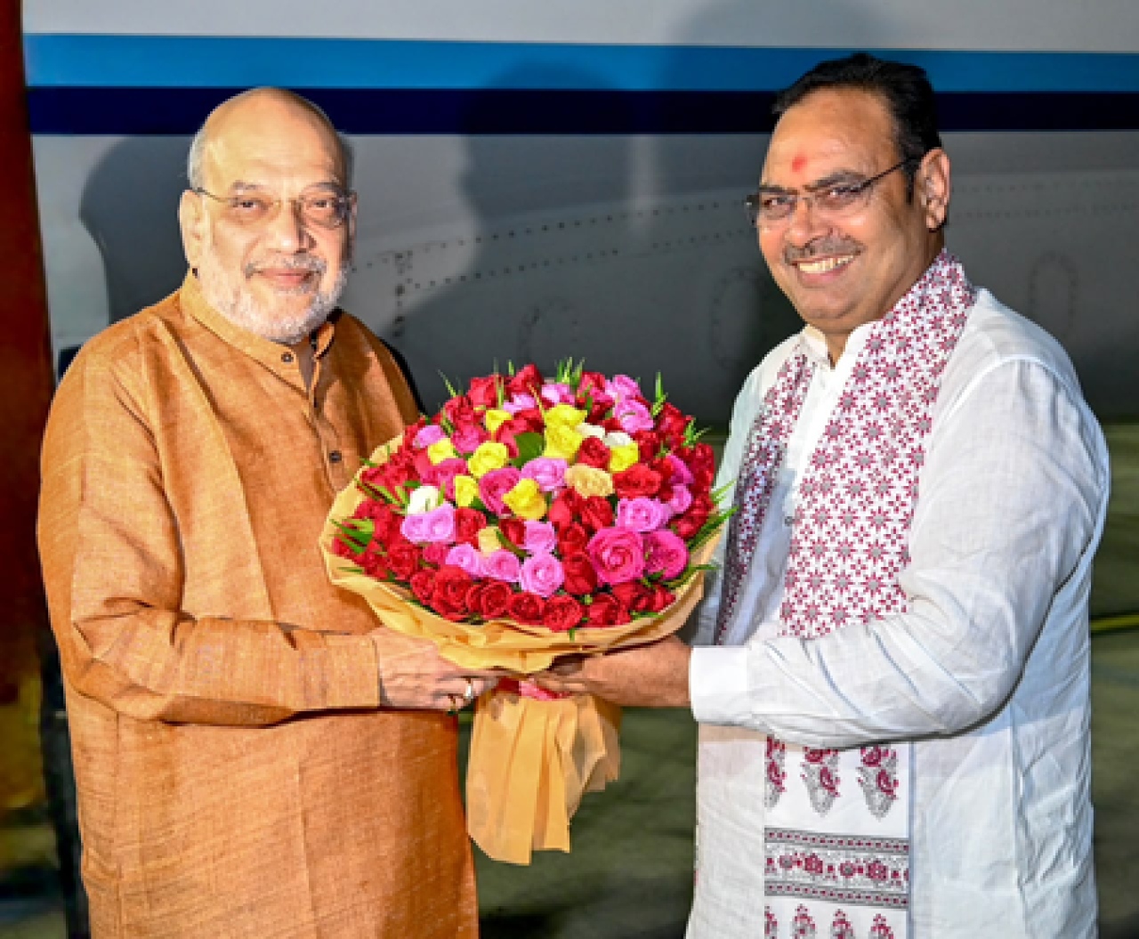 అమిత్ షా ఉదయపూర్ చేరుకున్నారు, సీఎం భజనలాల్ శర్మ స్వాగతం పలికారు; చిత్తోడ్గఢ్కు ప్రత్యేక కార్యక్రమం