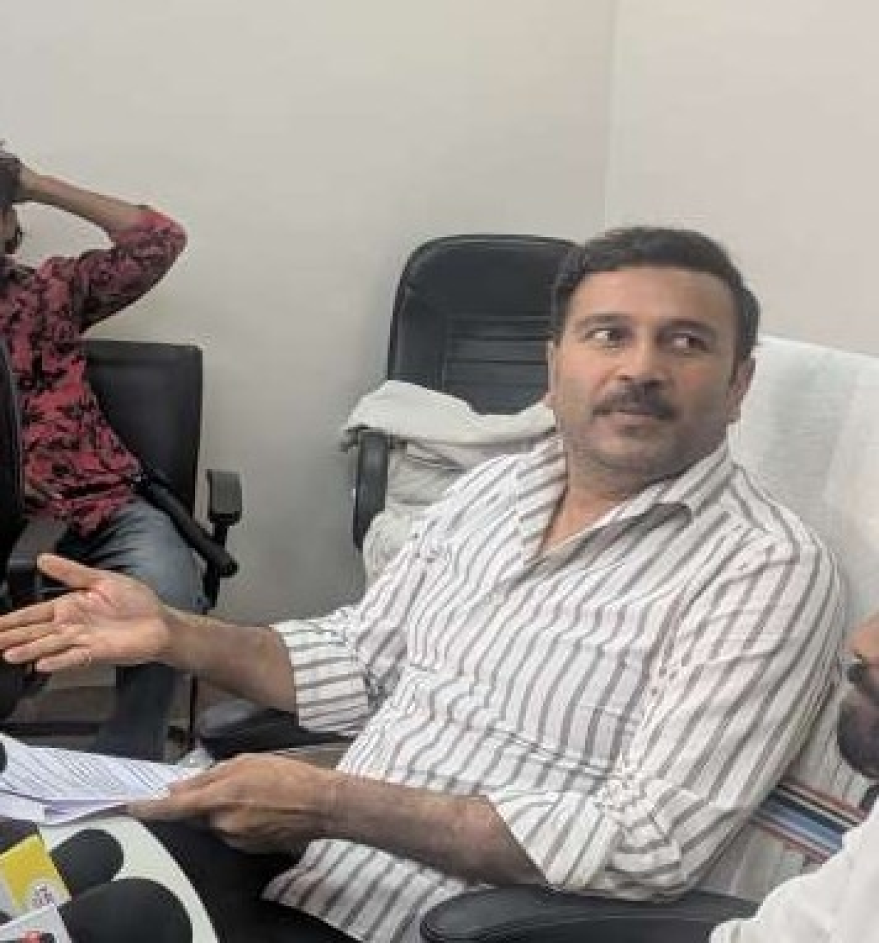 జార్ఖండ్‌లో మినరల్ బిల్లుపై ఆజసు పార్టీ ప్రశ్నలు, సుదేశ్: రాష్ట్రానికి ప్రత్యేక హక్కులు కావాలి