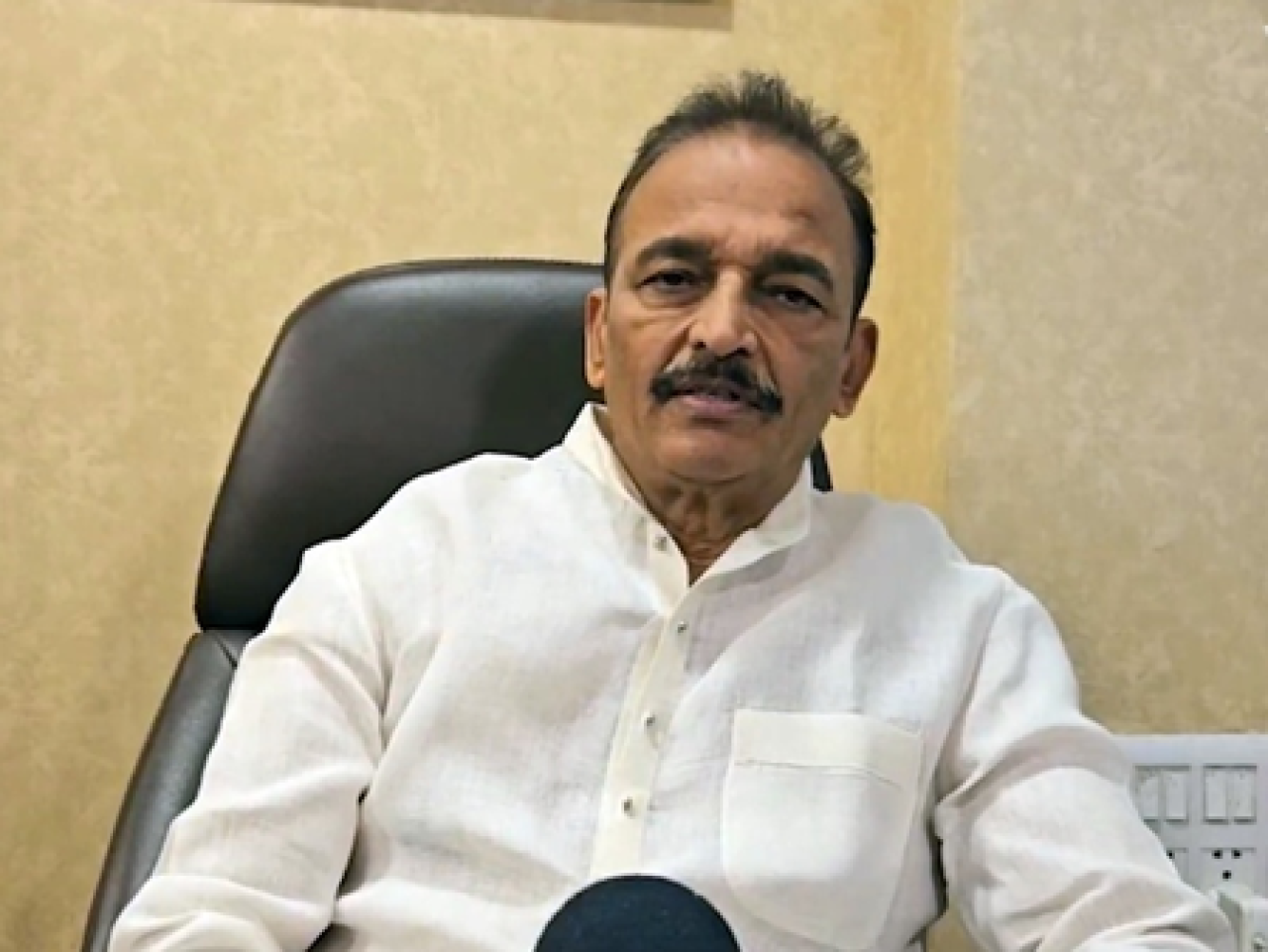 డి.వై. పాటిల్ మరణం: దేశానికి పెద్ద నష్టమని కాంగ్రెస్ నేత భాయ్ జగతాప్ వ్యాఖ్యలు