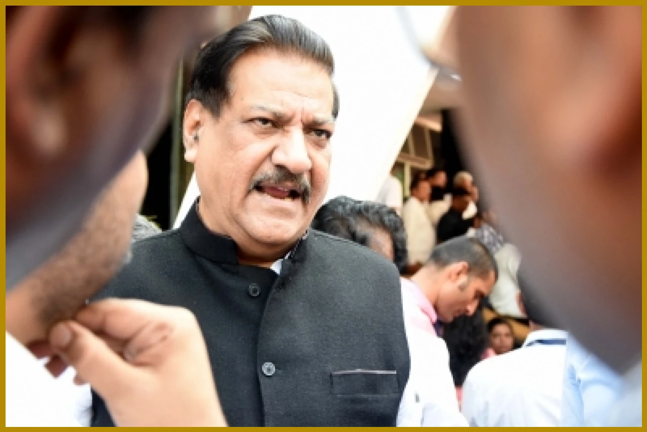 పంకజా ముండే, పితృవీరాజ్ చవాన్ వ్యాఖ్యలను ఖండించారు
