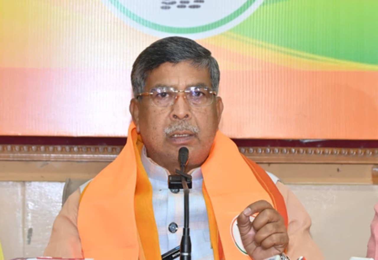 రాంచీ: విద్యార్థులపై పోలీసుల చర్యలకు రాహుల్ గాంధీ బాధ్యత