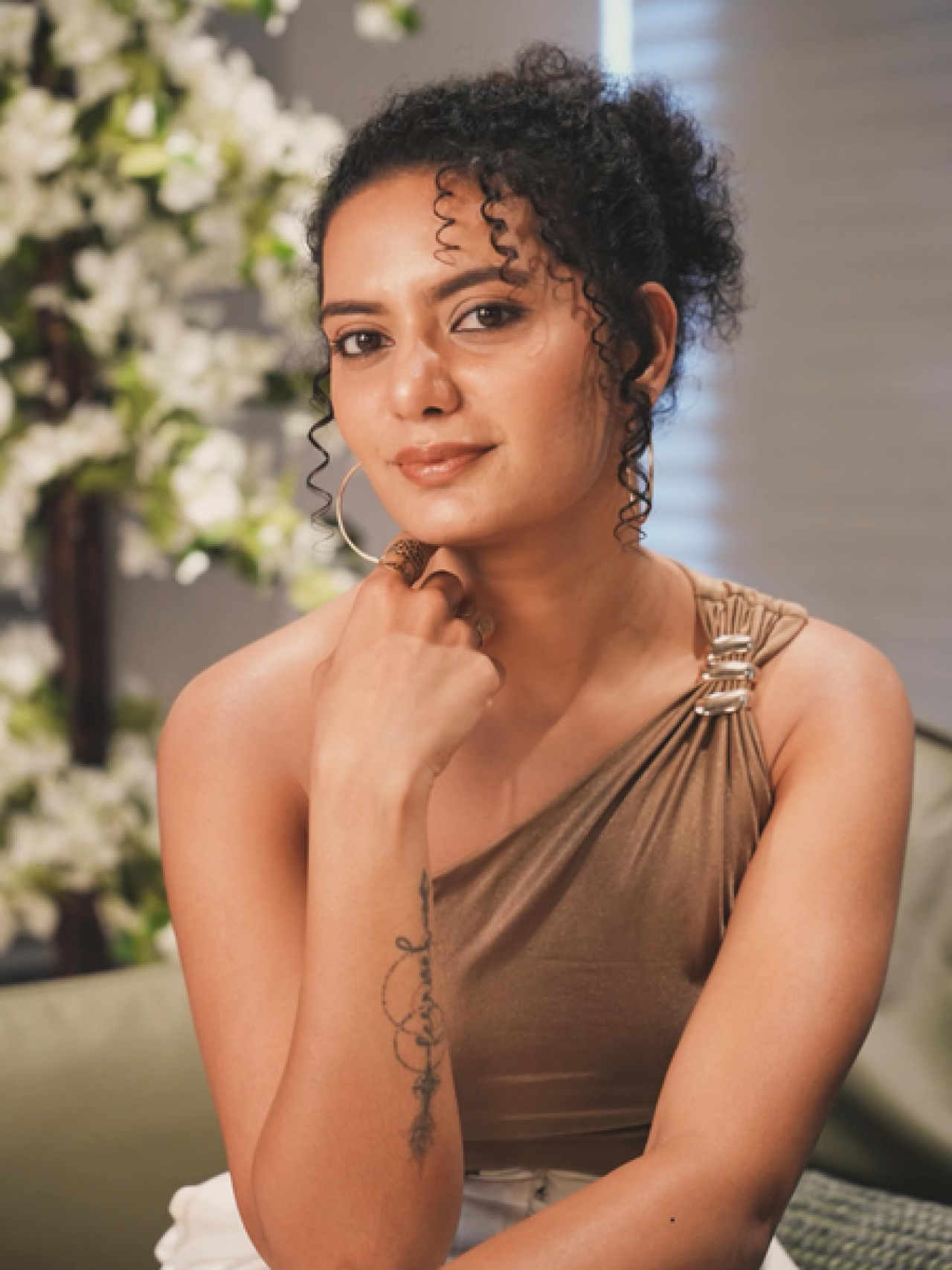 శ్రుతి దేశ్పాండే: నవాజుద్దీన్ సిద్దీకి తోడుగా నాటకంలో సవాళ్లను ఎదుర్కొన్న అనుభవం