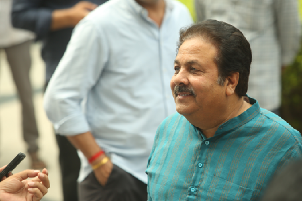 ట్రోఫీని మోహసిన్ చేతుల నుంచి తీసుకోబోమని ముందే నిర్ణయించాం: రాజీవ్ శుక్లా