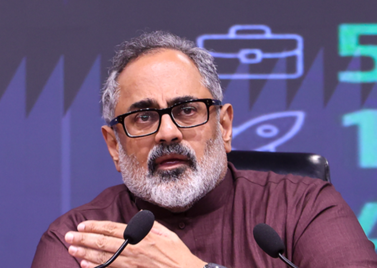 కాంగ్రెస్ పార్టీపై బీజేపీ తీవ్ర విమర్శలు, సీజేఐపై పోస్టు తొలగింపు పై చర్చ